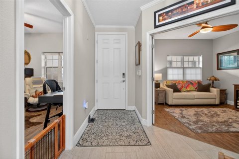 Condo in Seminole, Florida, 2 bedrooms № 2109841 - photo 21