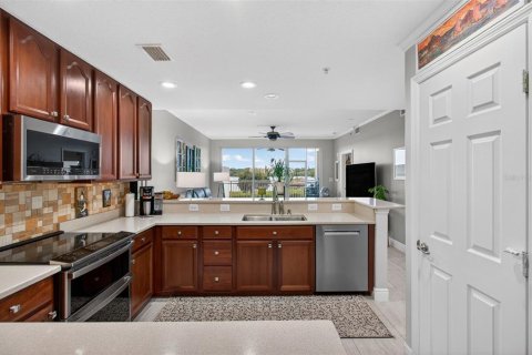 Condo in Seminole, Florida, 2 bedrooms № 2109841 - photo 28