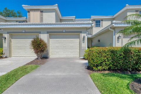 Condo in Port Charlotte, Florida, 2 bedrooms  № 1735016 - photo 1