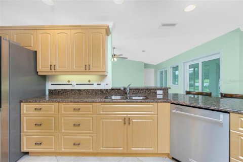 Casa en venta en Lake Suzy, Florida, 3 dormitorios, 206.06 m2 № 1690143 - foto 23