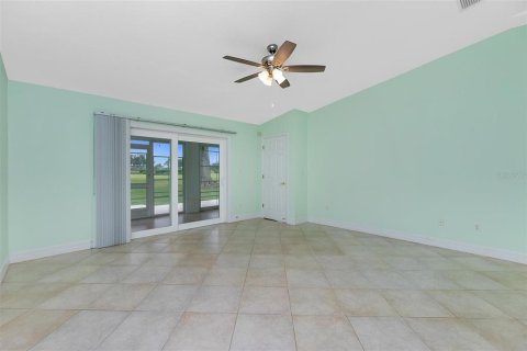 Casa en venta en Lake Suzy, Florida, 3 dormitorios, 206.06 m2 № 1690143 - foto 29