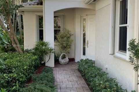 House in Weston, Florida 3 bedrooms, 197.05 sq.m. № 2019372 - photo 6