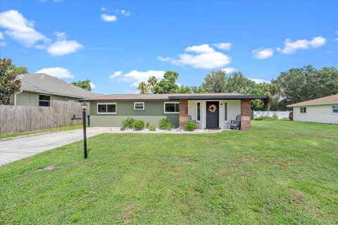 Casa en Sarasota, Florida 3 dormitorios, 113.06 m2 № 2380821
