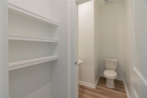 Снять в аренду таунхаус в Орландо, Флорида 3 спальни, 144.83м2, № 1853854 - фото 15