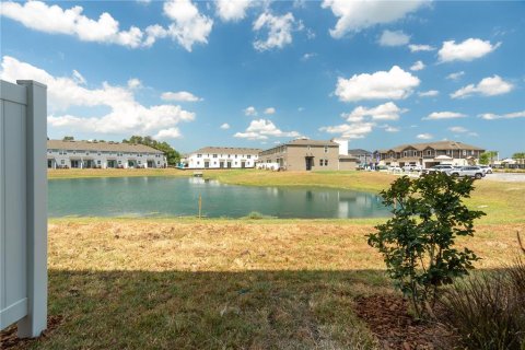 Снять в аренду таунхаус в Орландо, Флорида 3 спальни, 144.83м2, № 1853854 - фото 28