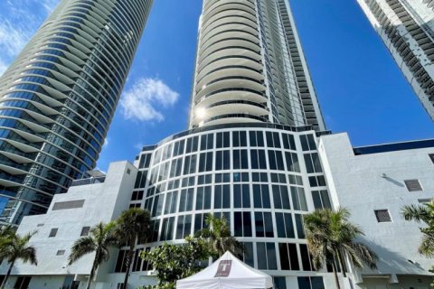 Condo in Sunny Isles Beach, Florida, 2 bedrooms  № 2249696 - photo 26