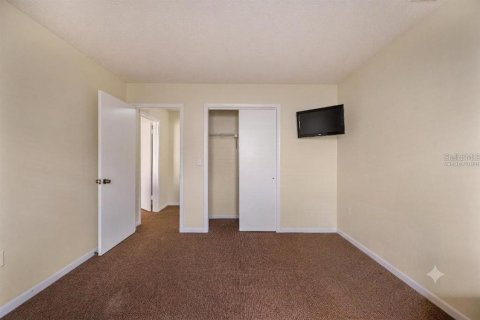 Condo in Mulberry, Florida, 2 bedrooms  № 2227630 - photo 23