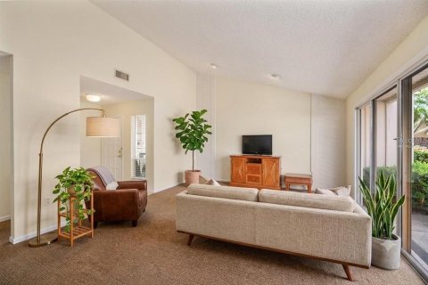 Condo in Mulberry, Florida, 2 bedrooms  № 2227630 - photo 3
