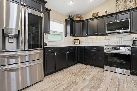 Casa en venta en The Villages, Florida, 3 dormitorios, 176.98 m2 № 2383718 - foto 11