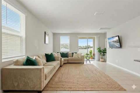 Villa ou maison à vendre à Leesburg, Floride: 4 chambres, 201.6 m2 № 2414081 - photo 5
