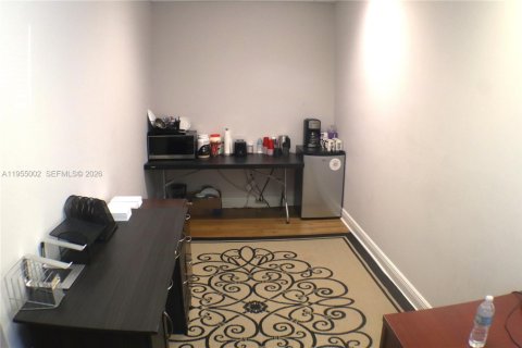 Immobilier commercial à vendre à Coral Springs, Floride № 2010864 - photo 3