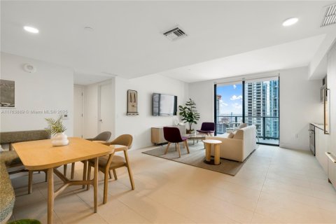 Condo in Miami, Florida, 2 bedrooms  № 1867266 - photo 3
