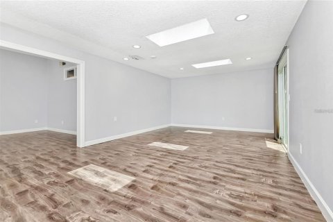 Touwnhouse à louer à Winter Park, Floride: 2 chambres, 116.13 m2 № 2384068 - photo 21