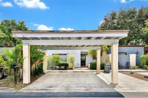Touwnhouse à Winter Park, Floride 2 chambres, 116.13 m2 № 2384068
