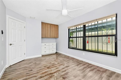 Touwnhouse à louer à Winter Park, Floride: 2 chambres, 116.13 m2 № 2384068 - photo 24