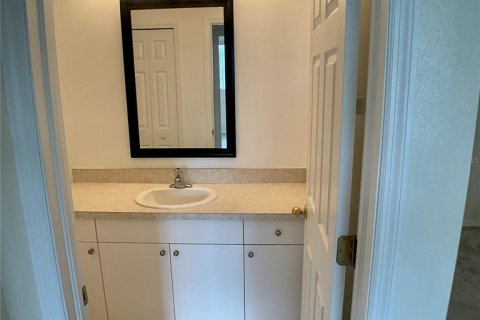 Townhouse in Largo, Florida 3 bedrooms, 186.55 sq.m. № 1908018 - photo 24