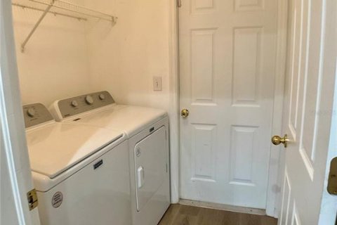 Townhouse in Largo, Florida 3 bedrooms, 186.55 sq.m. № 1908018 - photo 14