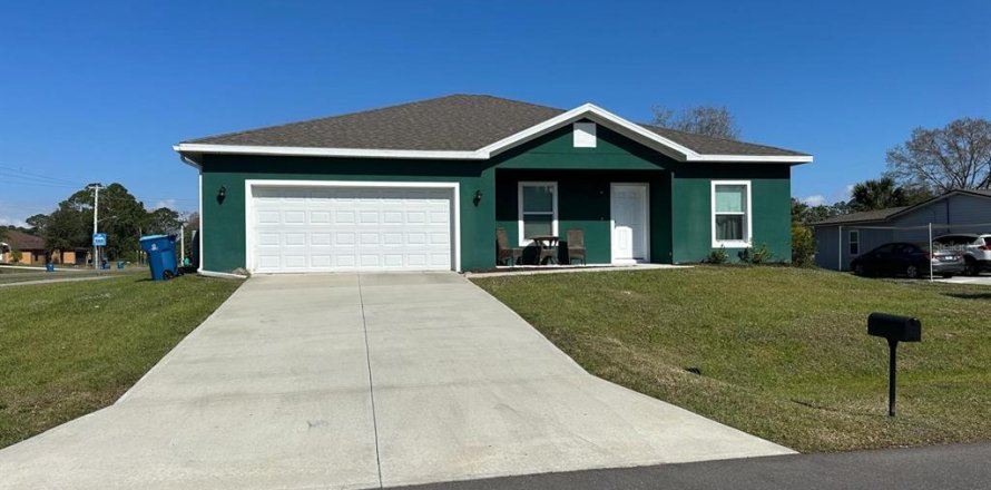 Villa ou maison à Palm Bay, Floride 4 chambres, 155.89 m2 № 1800329