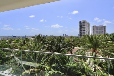 Copropriété à vendre à Aventura, Floride: 2 chambres, 141.21 m2 № 1935302 - photo 17