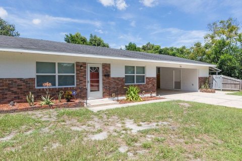 Apartment in DeLand, Florida 3 bedrooms, 120.68 sq.m. № 2378969 - photo 3
