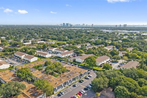 Adosado en venta en Tampa, Florida, 2 dormitorios, 96.99 m2 № 2341862 - foto 29