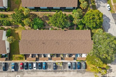 Adosado en venta en Tampa, Florida, 2 dormitorios, 96.99 m2 № 2341862 - foto 26