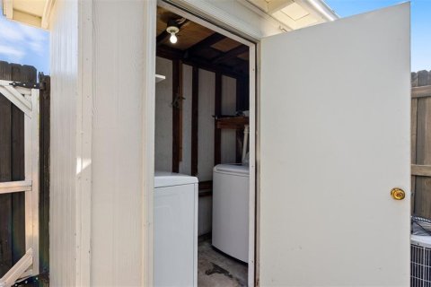 Adosado en venta en Tampa, Florida, 2 dormitorios, 96.99 m2 № 2341862 - foto 16