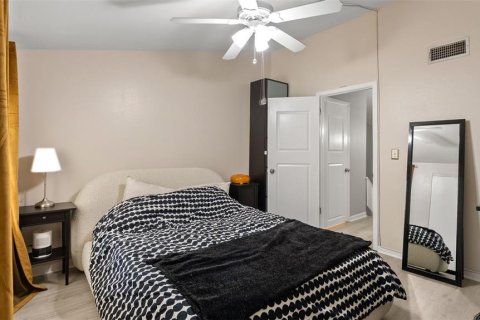 Adosado en venta en Tampa, Florida, 2 dormitorios, 96.99 m2 № 2341862 - foto 14