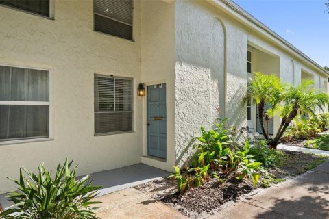 Townhouse in Tampa, Florida 2 bedrooms, 96.99 sq.m. № 2341862