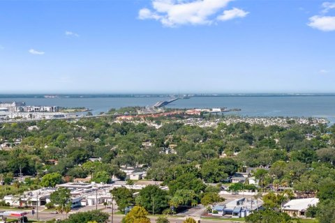Adosado en venta en Tampa, Florida, 2 dormitorios, 96.99 m2 № 2341862 - foto 23