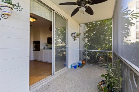 Condominio en venta en Saint Petersburg, Florida, 1 dormitorio, 85.93 m2 № 2125133 - foto 20