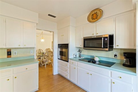 Condominio en venta en Saint Petersburg, Florida, 1 dormitorio, 85.93 m2 № 2125133 - foto 13