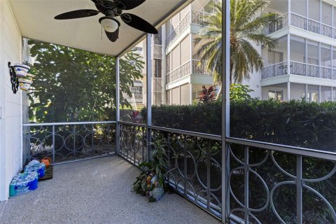 Condominio en venta en Saint Petersburg, Florida, 1 dormitorio, 85.93 m2 № 2125133 - foto 23