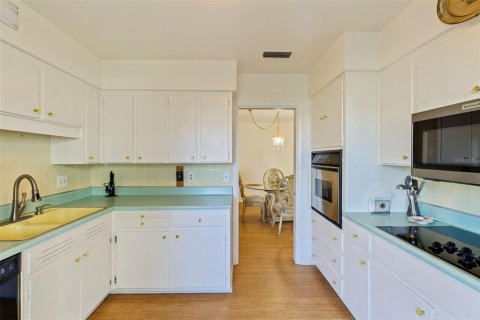 Condominio en venta en Saint Petersburg, Florida, 1 dormitorio, 85.93 m2 № 2125133 - foto 14