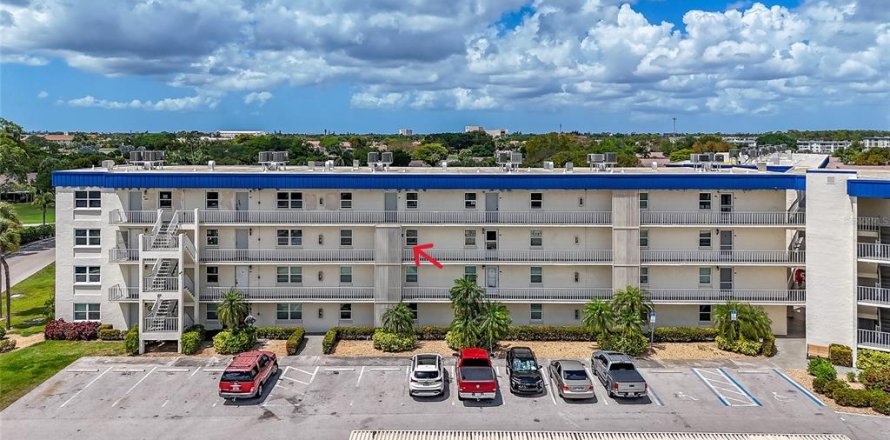 Condo in Fort Myers, Florida, 2 bedrooms  № 2206092