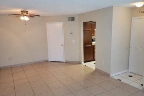 Condo in Orlando, Florida, 1 bedroom  № 1826294 - photo 12