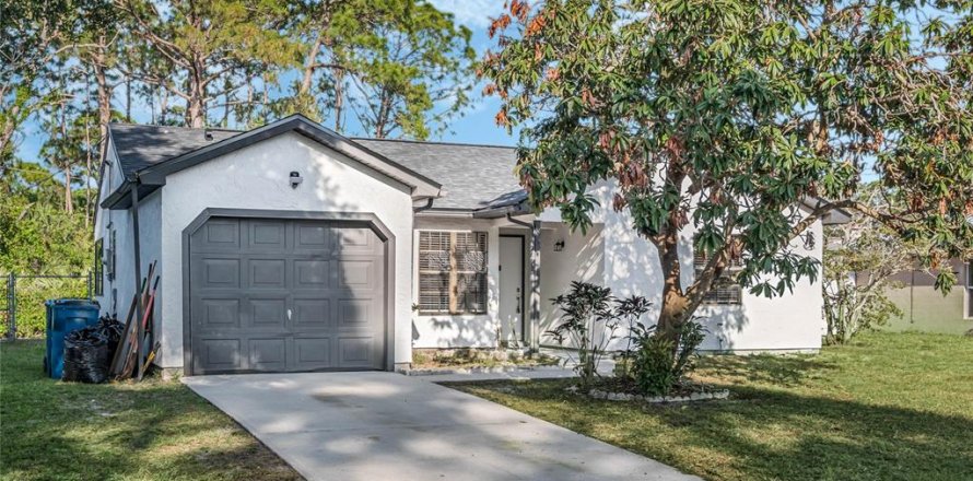 House in Palm Bay, Florida 3 bedrooms, 88.07 sq.m. № 1876322