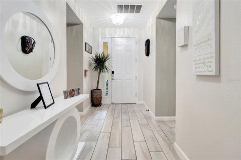 House in Kissimmee, Florida 15 bedrooms, 581.1 sq.m. № 2221901 - photo 6