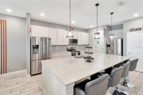 House in Kissimmee, Florida 15 bedrooms, 581.1 sq.m. № 2221901 - photo 13