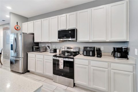 House in Kissimmee, Florida 15 bedrooms, 581.1 sq.m. № 2221901 - photo 17