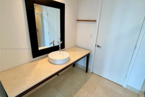 Купить кондоминиум в Майами, Флорида 2 спальни, 129.13м2, № 1957935 - фото 11