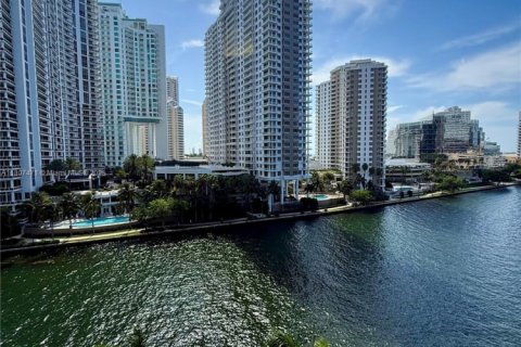 Купить кондоминиум в Майами, Флорида 2 спальни, 129.13м2, № 1957935 - фото 5