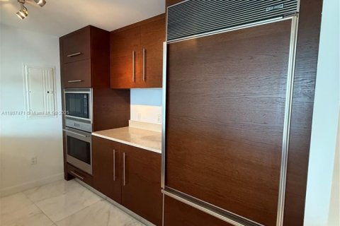 Купить кондоминиум в Майами, Флорида 2 спальни, 129.13м2, № 1957935 - фото 19