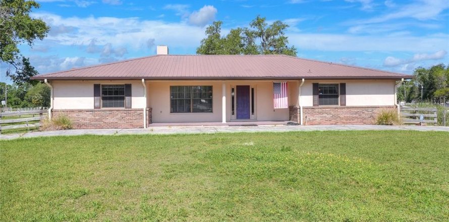 Villa ou maison à Lakeland, Floride 3 chambres, 167.97 m2 № 2399282