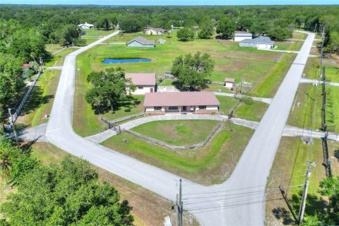 Villa ou maison à vendre à Lakeland, Floride: 3 chambres, 167.97 m2 № 2399282 - photo 3
