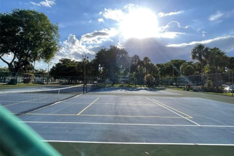 Condominio en venta en Tamarac, Florida, 2 dormitorios, 117.99 m2 № 1878426 - foto 26