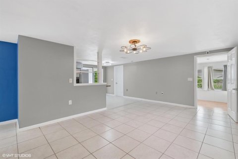 Casa en venta en Beverly Hills, Florida, 2 dormitorios, 113.71 m2 № 1876317 - foto 7