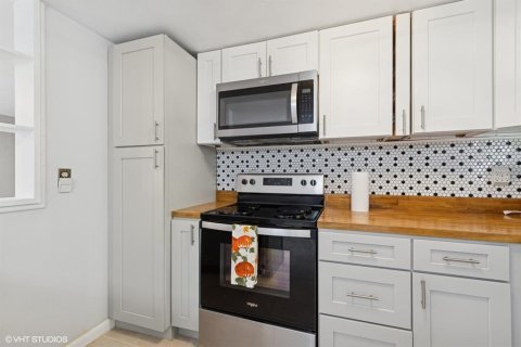 Casa en venta en Beverly Hills, Florida, 2 dormitorios, 113.71 m2 № 1876317 - foto 9