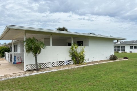 Casa en venta en Sun City Center, Florida, 2 dormitorios, 112.13 m2 № 1902478 - foto 2