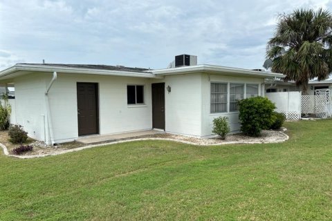 Casa en venta en Sun City Center, Florida, 2 dormitorios, 112.13 m2 № 1902478 - foto 3